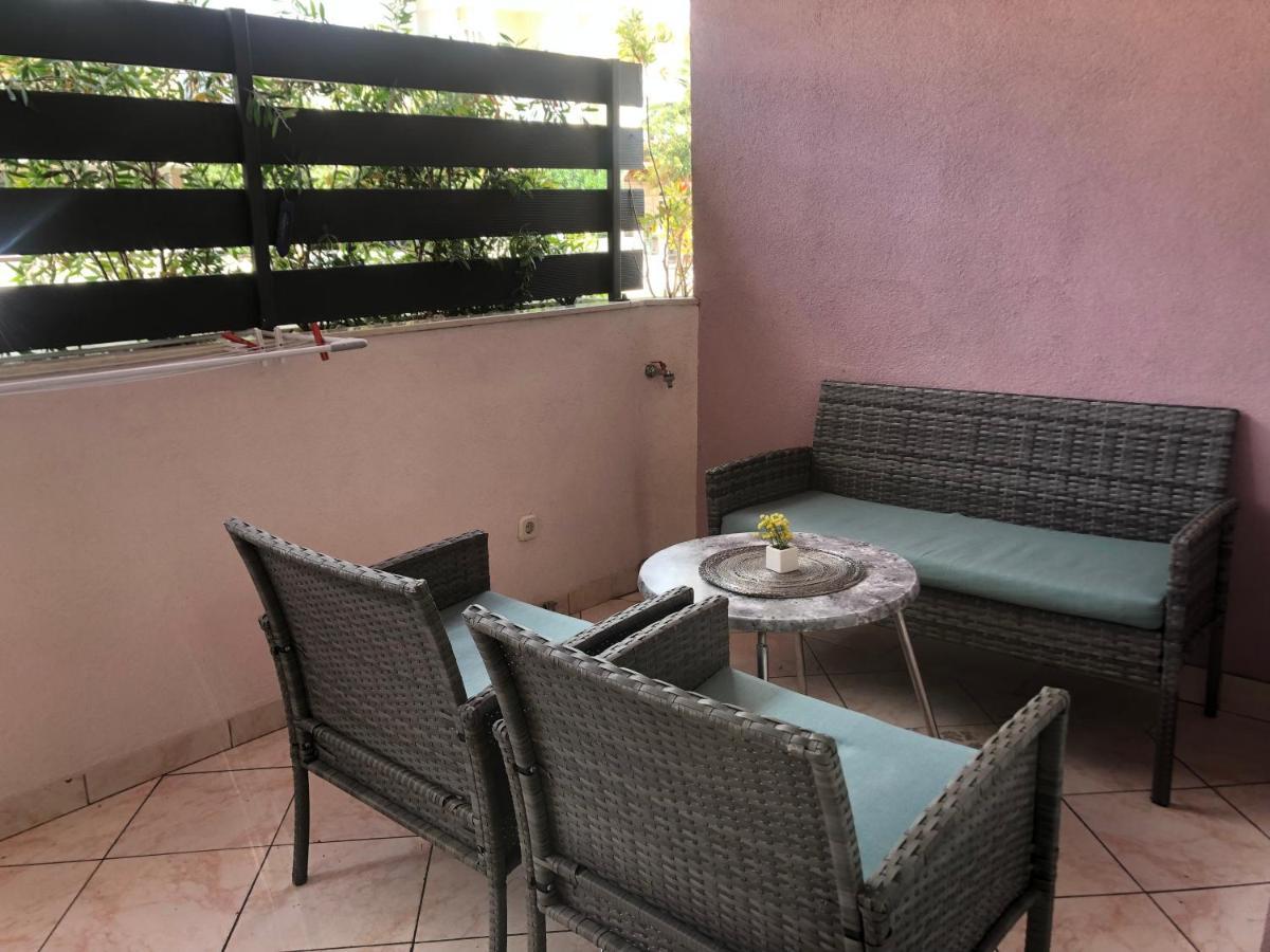 Apartament Toni *