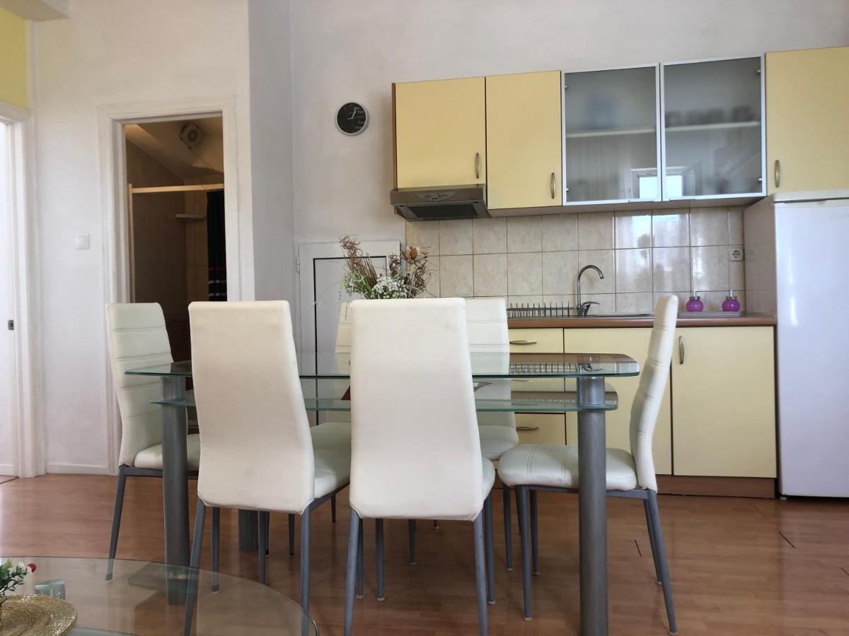 Toni Apartament *